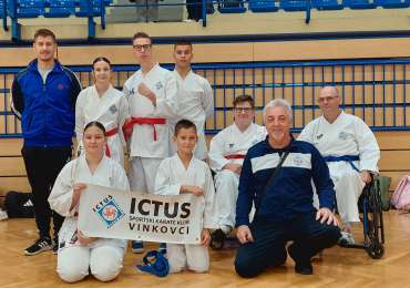 NATJECATELJI ŠPORTSKOG KARATE KLUBA „ICTUS“ VINKOVCI OSVOJILI 10 ODLIČJA NA PRVENSTVU SLAVONIJE I BARANJE