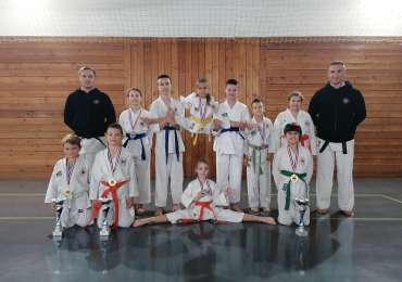 SEDAM MEDALJA S PRVENSTVA HRVATSKE ZA KARATE KLUB VINKOVCI