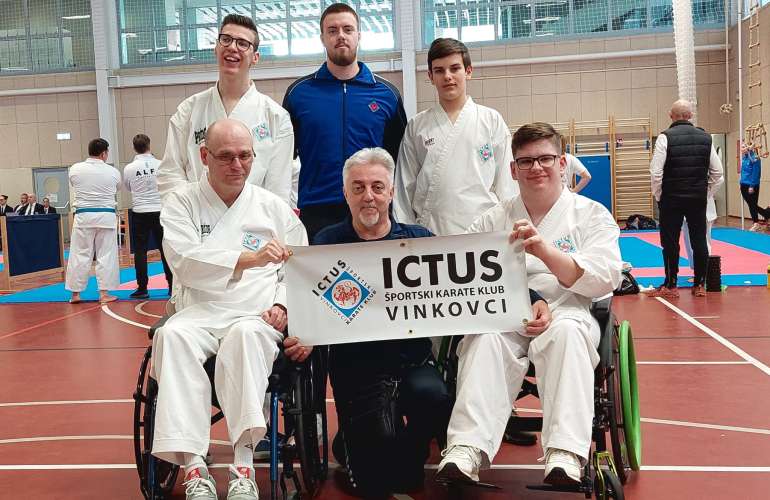 PARAKARATAŠI  ŠPORTSKOG KARATE KLUBA „ICTUS“ VINKOVCI OSVOJILI  4 ODLIČJA NA PRVENSTVU HRVATSKE U KATAMA