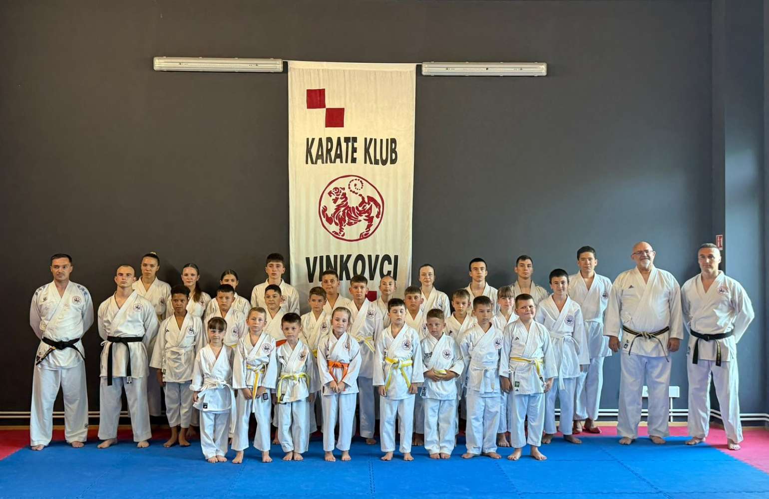 KARATE KLUB VINKOVCI ODRŽAO POLAGANJE ZA VIŠA ZVANJA 